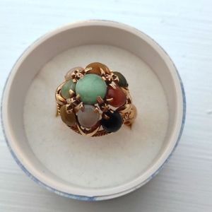 Solid gold 14k vintage ring with all colors jade